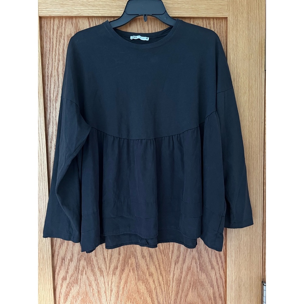 Gently used Zara loose blouse size S